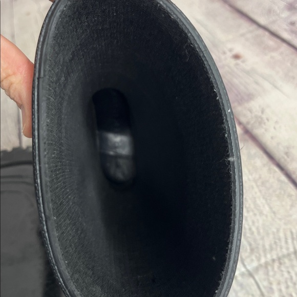 Burberry Crosshill Tall Rain Boots – House Check Plaid - Picture 14 of 16